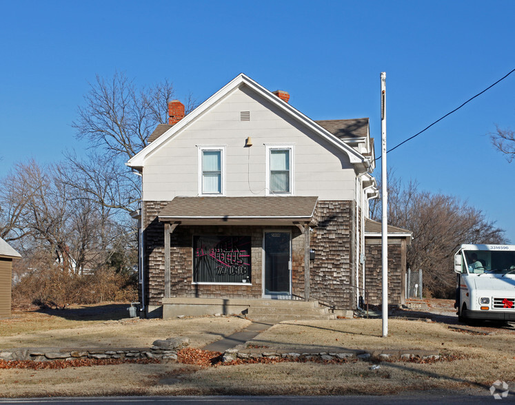 5808 Red Bridge Rd, Kansas City, MO à vendre - Photo du b timent - Image 1 de 1