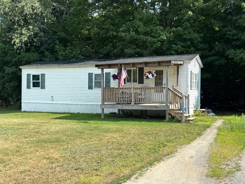 344 Main St, Corinth, ME for sale - Building Photo - Image 3 of 33