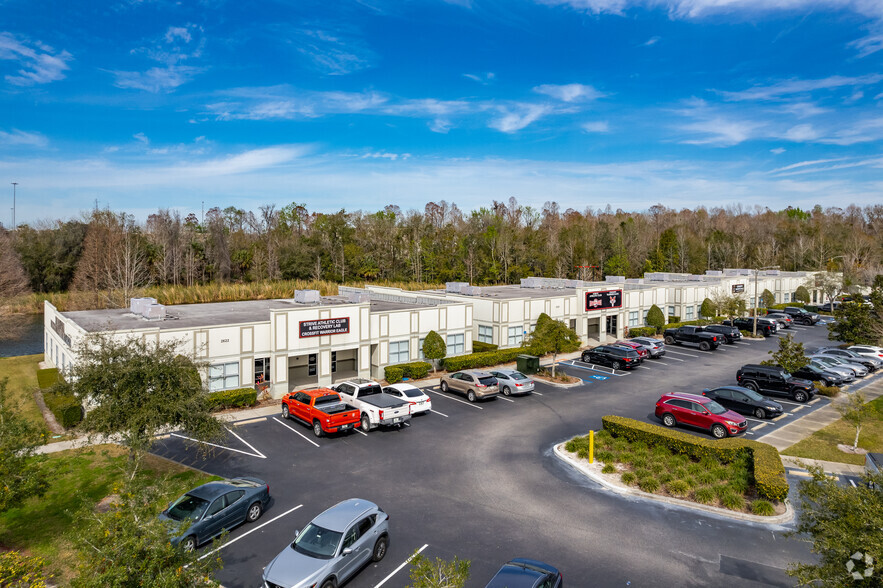 2626 Cypress Ridge Blvd, Wesley Chapel, FL for lease - Building Photo - Image 1 of 5