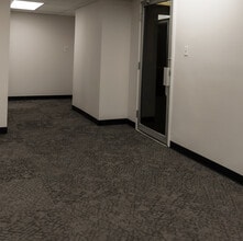 214 W Texas Ave, Midland, TX à louer Photo intérieure- Image 1 de 6