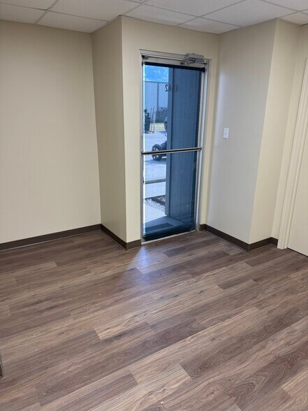 104 Row 2, Lafayette, LA à louer - Photo du bâtiment - Image 3 de 6