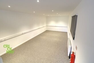 Haywards Heath, Haywards Heath for lease Interior Photo- Image 2 of 4