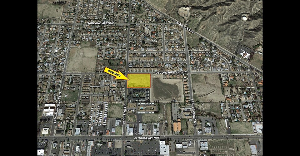E Devonshire Ave, Hemet, CA à vendre - Aérien - Image 3 de 4