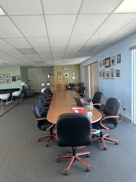 23211-23215 Hawthorne Blvd, Torrance, CA for lease - Interior Photo - Image 2 of 7