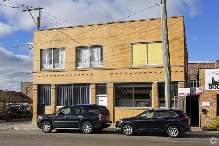 3038 W Chicago Ave, Chicago, IL for sale - Primary Photo - Image 1 of 1