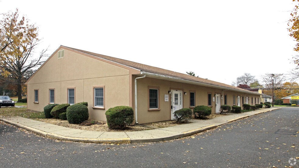 311 White Horse Ave, Hamilton, NJ à louer - Photo du bâtiment - Image 2 de 34