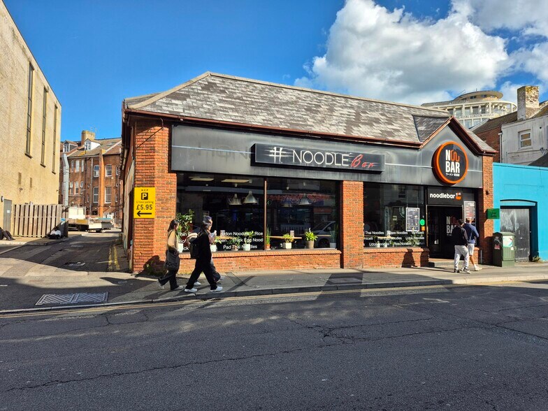 3-5 Lansdowne Rd, Bournemouth à vendre - Photo du bâtiment - Image 2 de 3