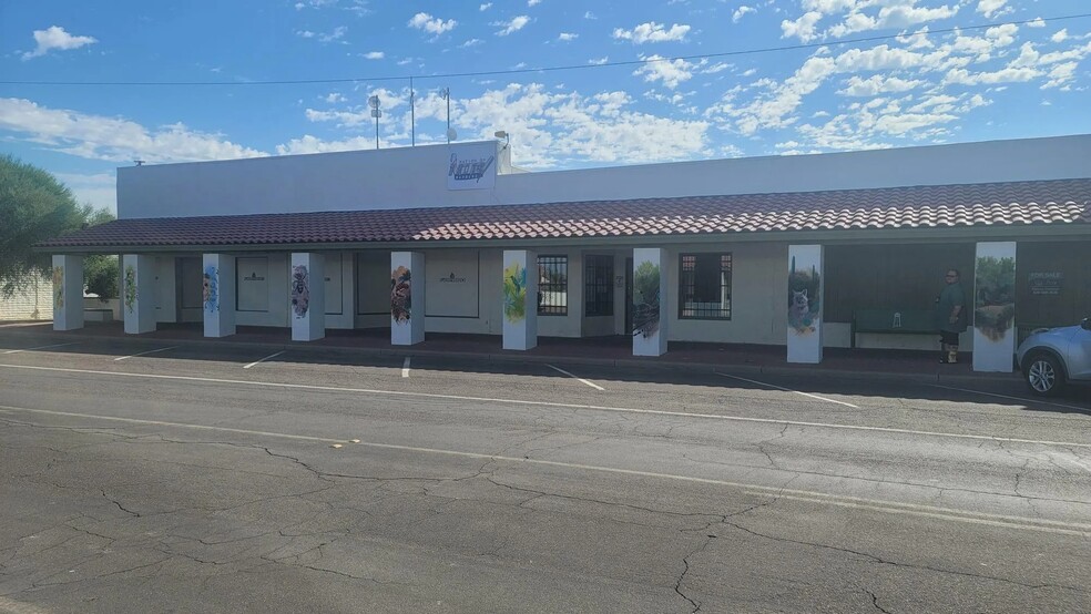 409-413 N Main St, Eloy, AZ à vendre - Photo du bâtiment - Image 1 de 10