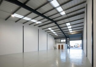 Goose Ln, York for lease Interior Photo- Image 1 of 1