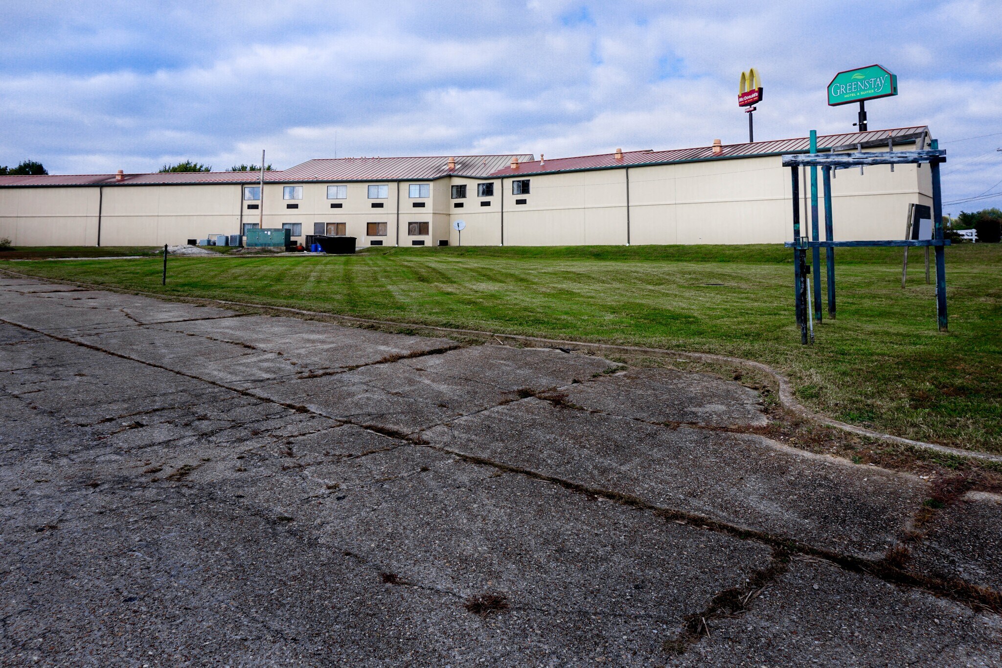 00000 N Outer Rd, Saint James, MO for sale Building Photo- Image 1 of 3