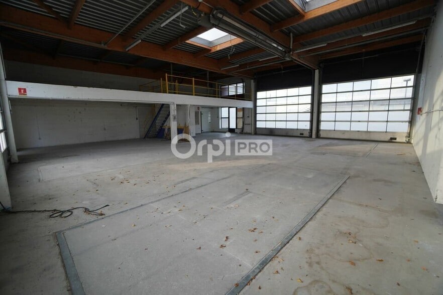 Industrial in Marsannay-la-Côte for lease - Interior Photo - Image 1 of 3