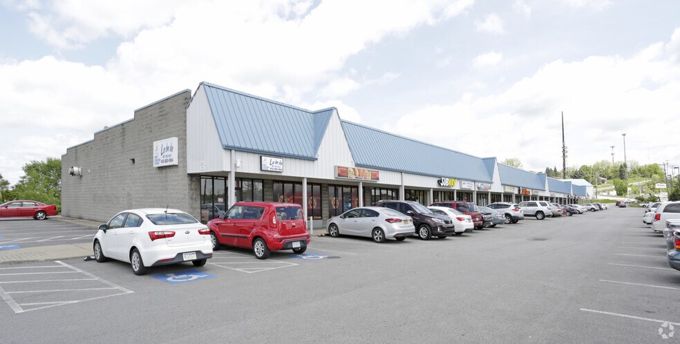 1720-1756 Greensburg Ave, North Versailles, PA for lease - Building Photo - Image 2 of 7