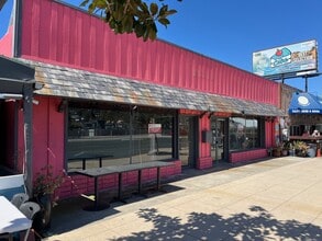 127-129 N Highway 101, Solana Beach, CA for lease Building Photo- Image 2 of 6