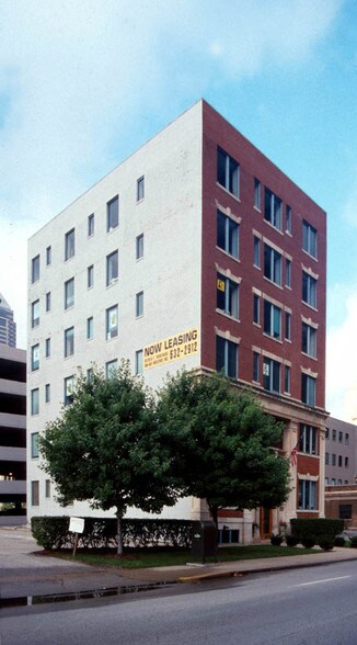 127 E Michigan St, Indianapolis, IN à louer - Photo du bâtiment - Image 2 de 29