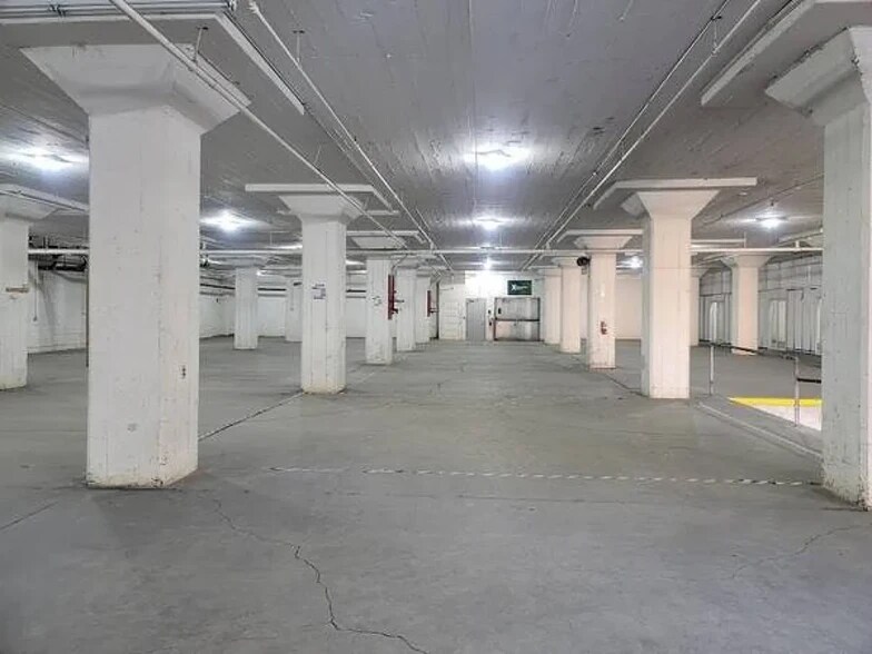 1030 Larmer Ave NE, Salem, OR à louer - Photo intérieure - Image 1 de 8