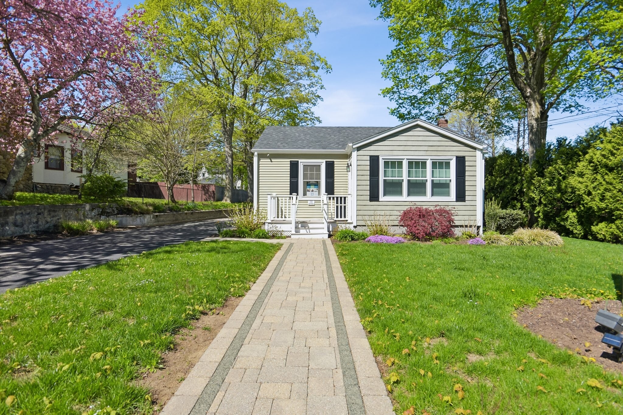 65 Sachem St, Norwich, CT for sale Primary Photo- Image 1 of 29