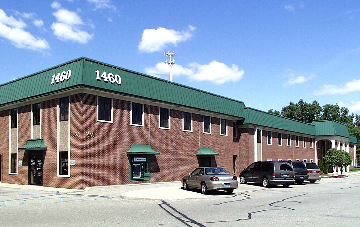 1460 Walton Blvd, Rochester Hills, MI for lease Primary Photo- Image 1 of 5