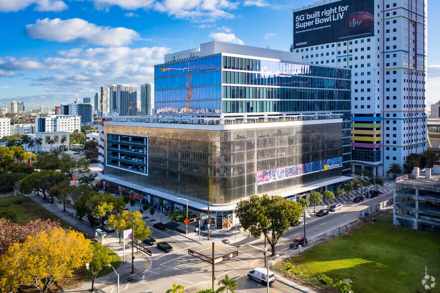 161 NW 6th St, Miami, FL à louer - Photo du bâtiment - Image 1 de 10