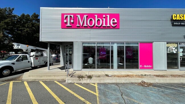 More details for 7262 Columbia Pike, Annandale, VA - Retail for Lease