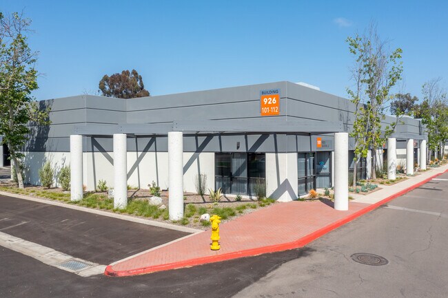Plus de détails pour 926 S Andreasen Dr, Escondido, CA - Industriel à louer