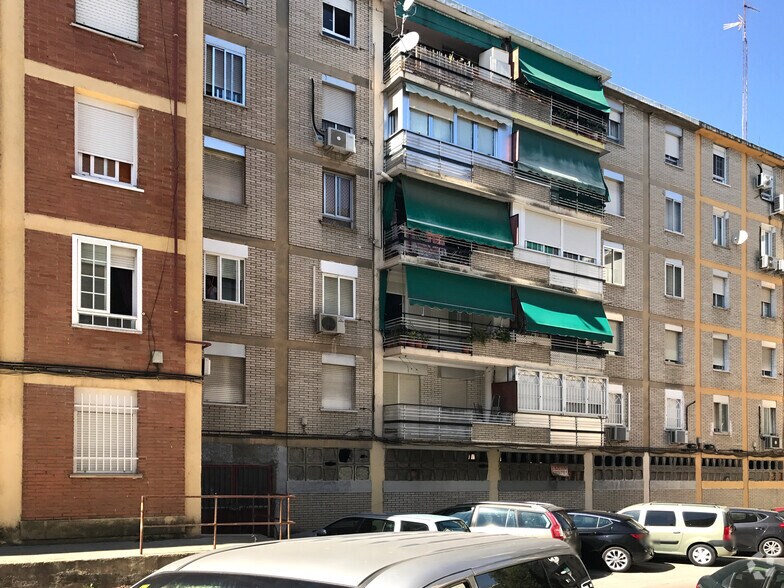 Calle Parque Vosa, 11, Móstoles, Madrid à louer - Photo du bâtiment - Image 2 de 2