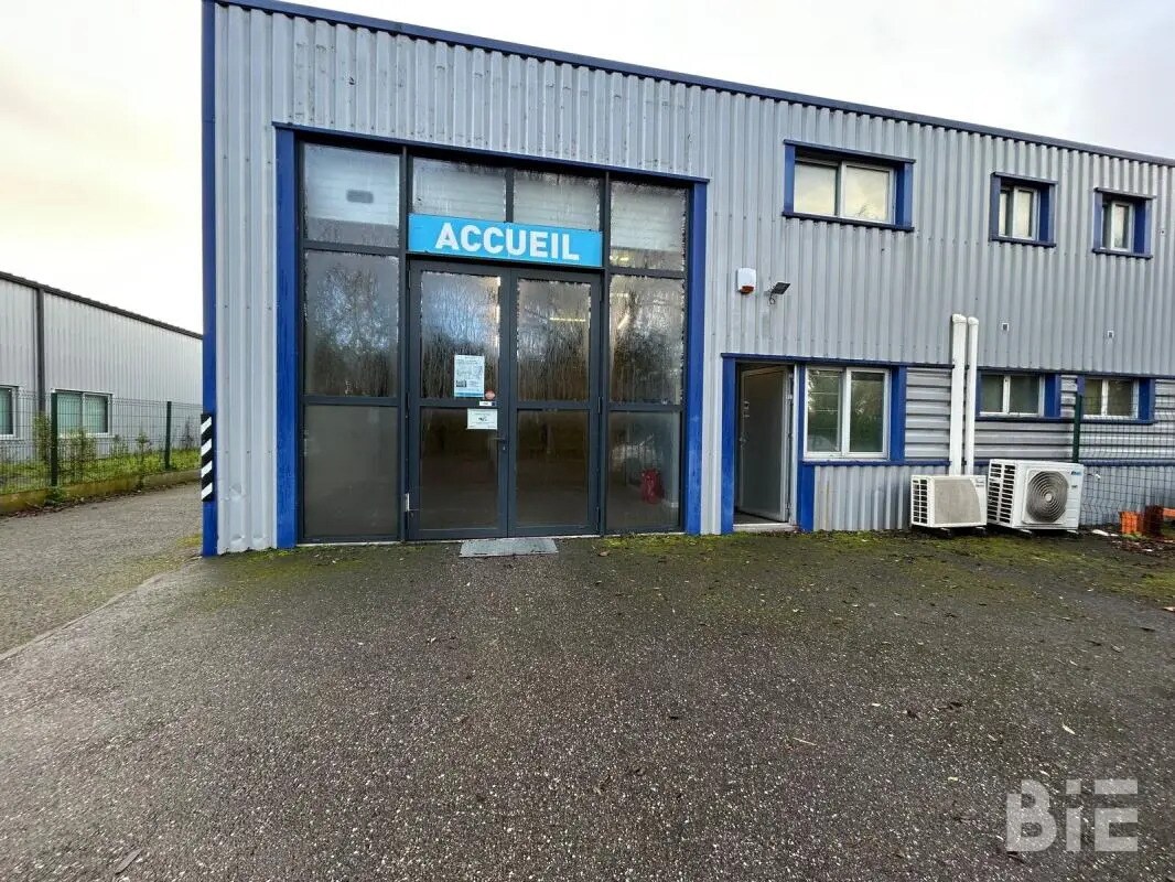 Flex in Bègles for lease Building Photo- Image 1 of 15