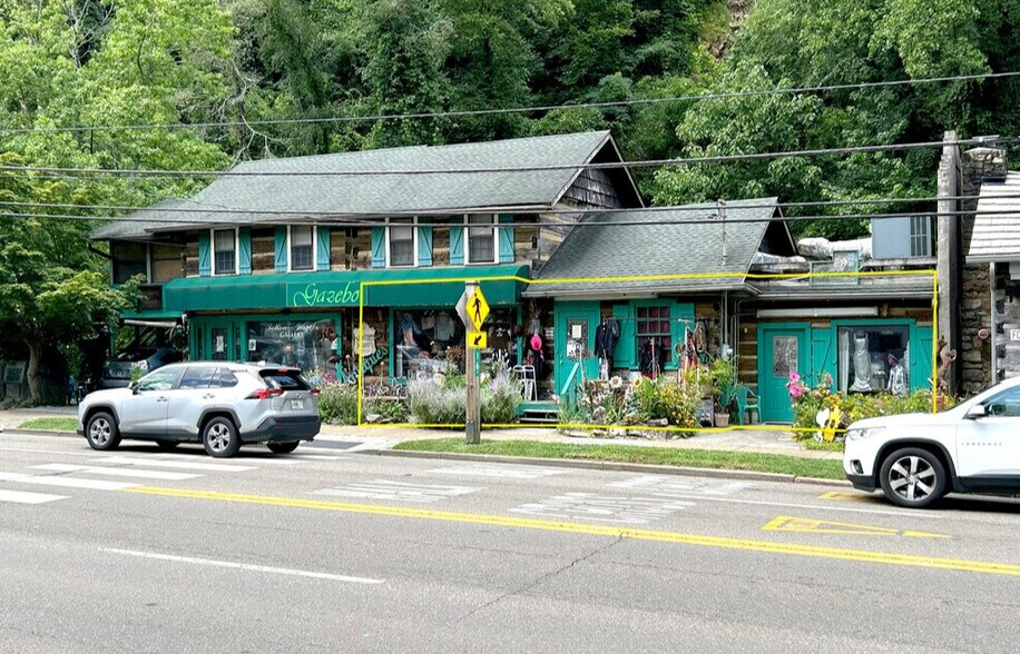 377 Parkway, Gatlinburg, TN à louer - Photo du bâtiment - Image 1 de 8