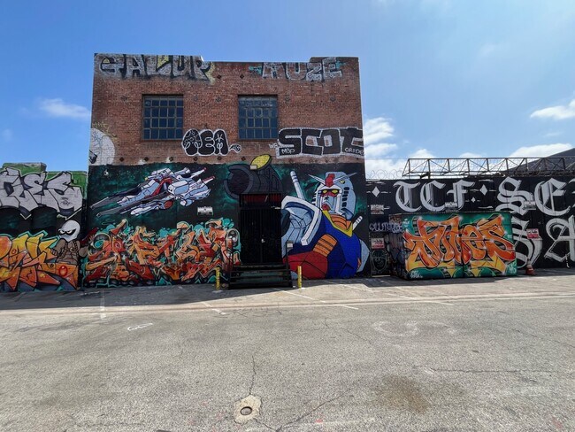 More details for 1917 Bay St, Los Angeles, CA - Industrial for Lease