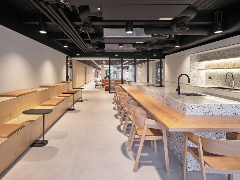 80-82 Silverthorne Rd, Londres à louer - Photo intérieure - Image 3 de 25