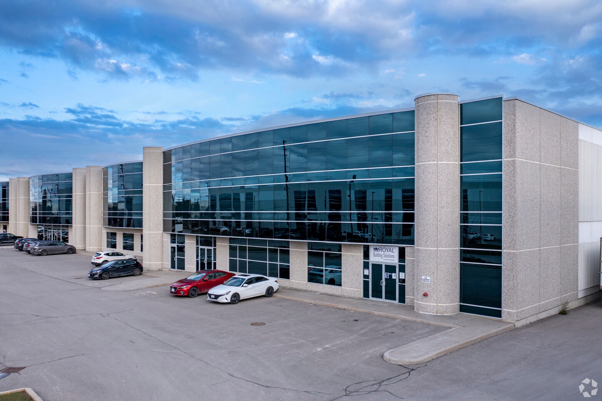 7933 Huntington Rd, Vaughan, ON à vendre Photo principale- Image 1 de 1