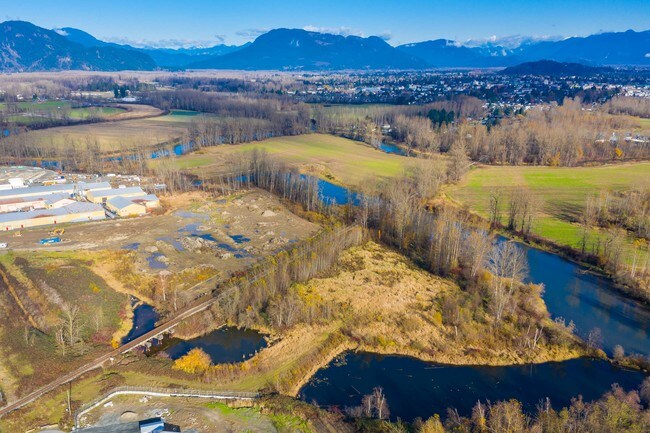 Plus de détails pour 8300 Aitken Rd, Chilliwack, BC - Terrain à vendre