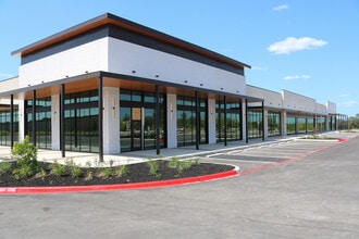 I-10 W & Balcones Creek Dr, Boerne, TX for lease Building Photo- Image 1 of 2