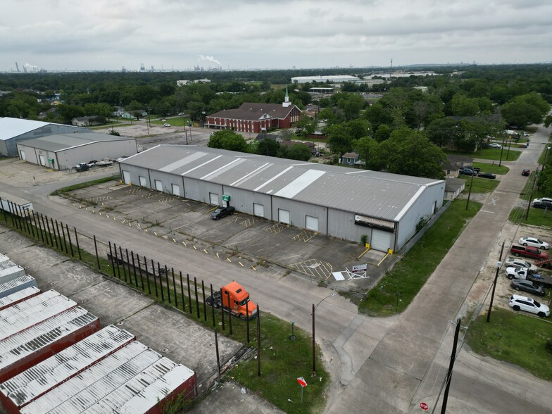 1001 Dumont St, South Houston, TX for sale - Building Photo - Image 2 of 8