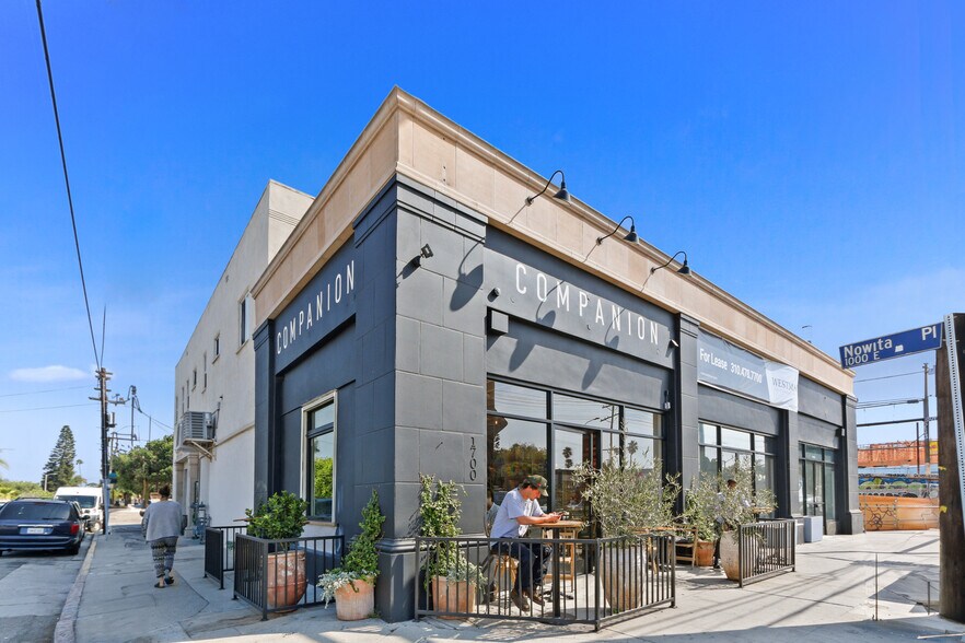 1700-1702 Lincoln Blvd, Venice, CA à vendre - Photo du bâtiment - Image 1 de 10