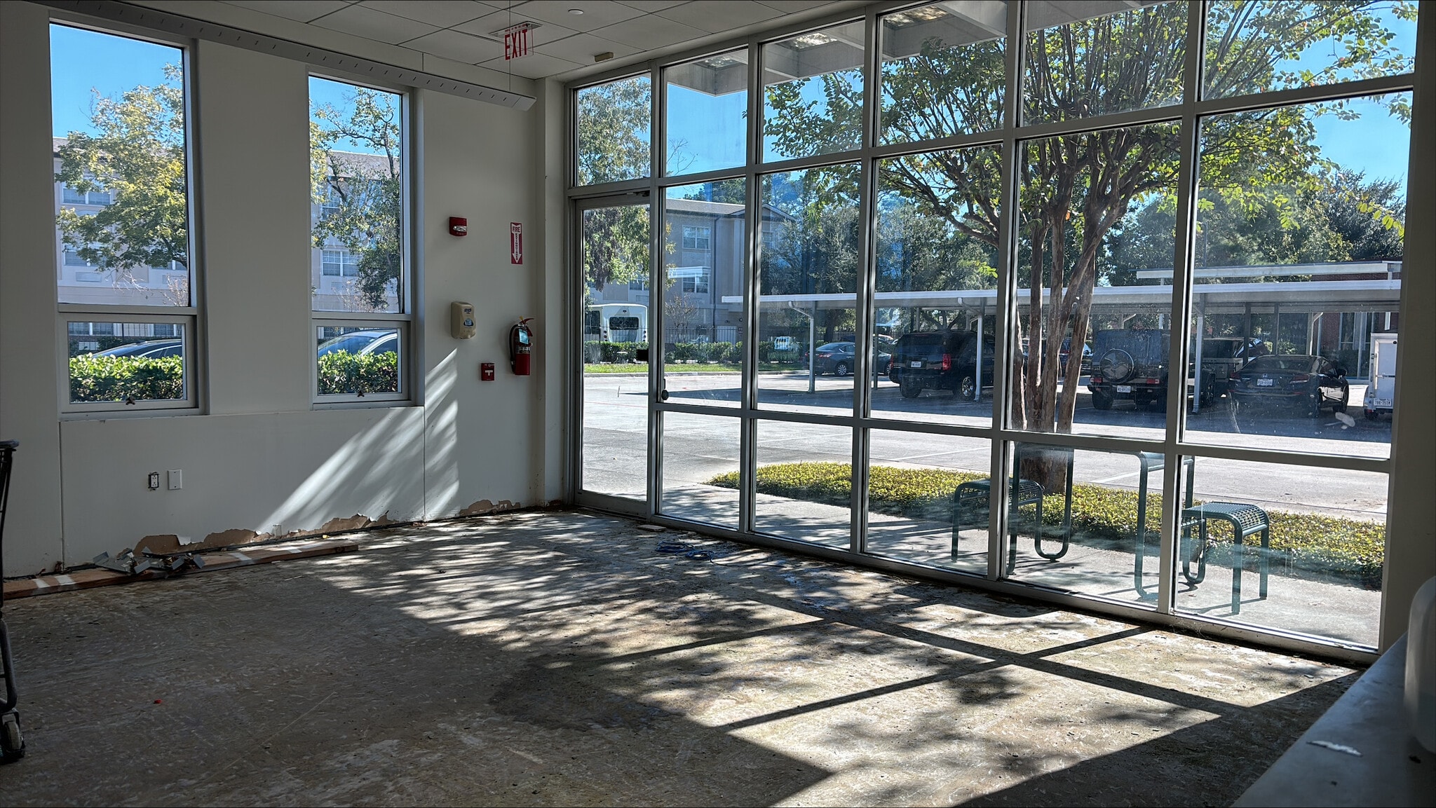 411 Lantern Bend Dr, Houston, TX for lease Interior Photo- Image 1 of 3