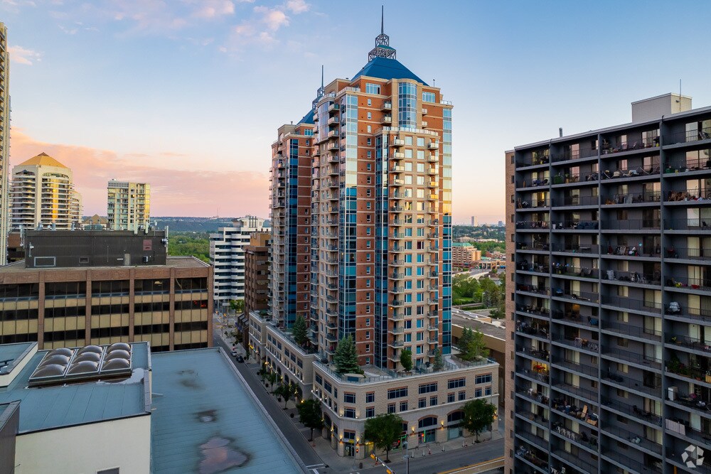 910-920 5th Ave SW, Calgary, AB à vendre Photo principale- Image 1 de 1