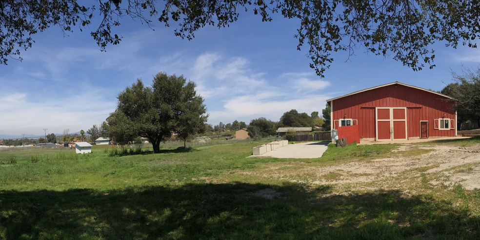 17718 Highway 67, Ramona, CA à louer - Photo du bâtiment - Image 2 de 7