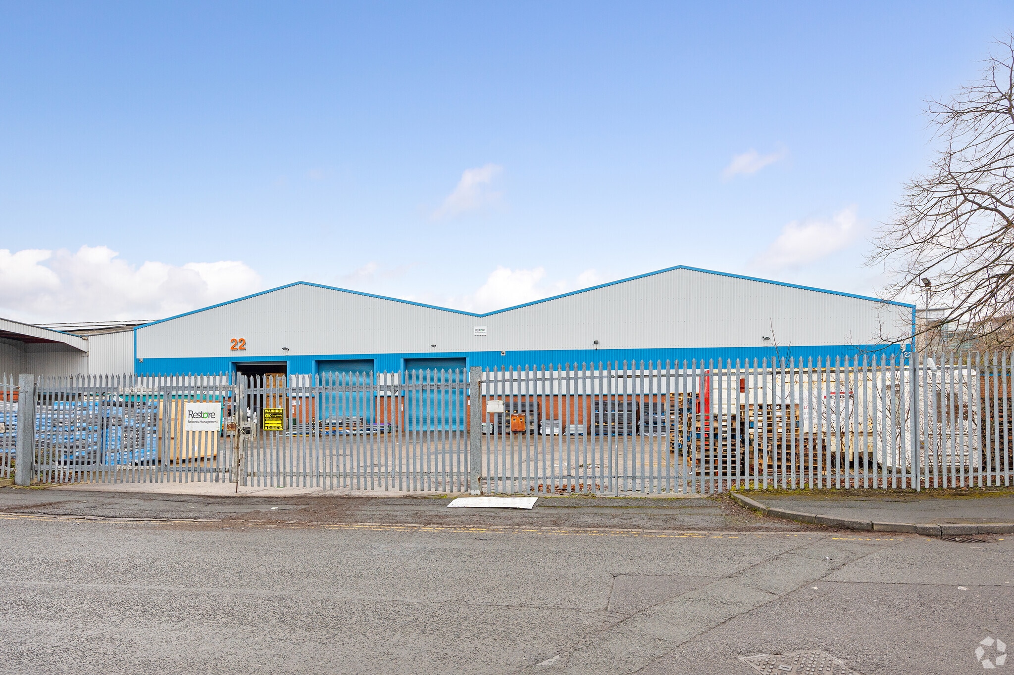 Millshaw Park Ln, Leeds for lease Primary Photo- Image 1 of 4