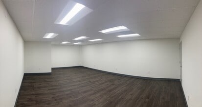 10018-10058 Spanish Isles Blvd, Boca Raton, FL for lease Interior Photo- Image 2 of 3