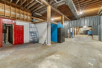 22344 Lougheed Hwy, Maple Ridge, BC for lease Interior Photo- Image 2 of 5