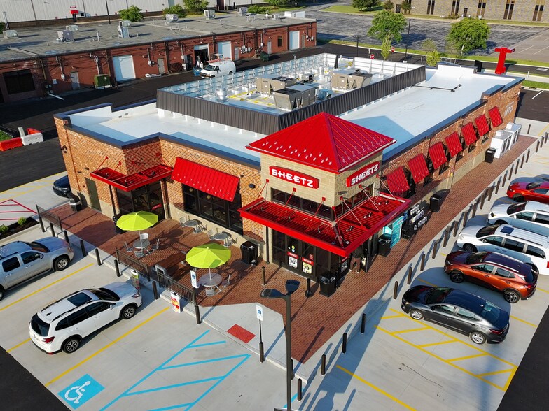 29500 Aurora Rd, Solon, OH à vendre - Photo du bâtiment - Image 2 de 3