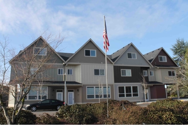 308-314 NE 1st Ave, Battle Ground, WA for lease - Building Photo - Image 2 of 19