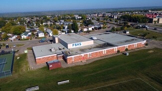 Plus de détails pour 190 Tamarack Way, Fort McMurray, AB - Spécialité à vendre