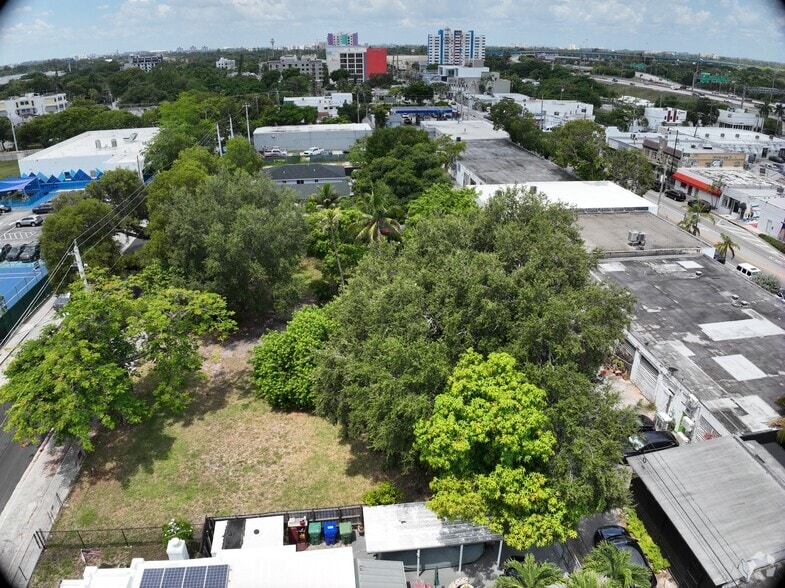 145 NW 35th St, Miami, FL à vendre - Communauté Matterport - Image 3 de 21