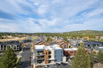 2900 NW Clearwater Dr, Bend, OR - AERIAL  map view