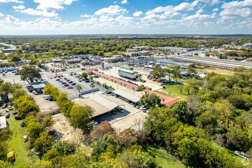 3257 SW Military Dr, San Antonio, TX à vendre - Aérien - Image 2 de 7