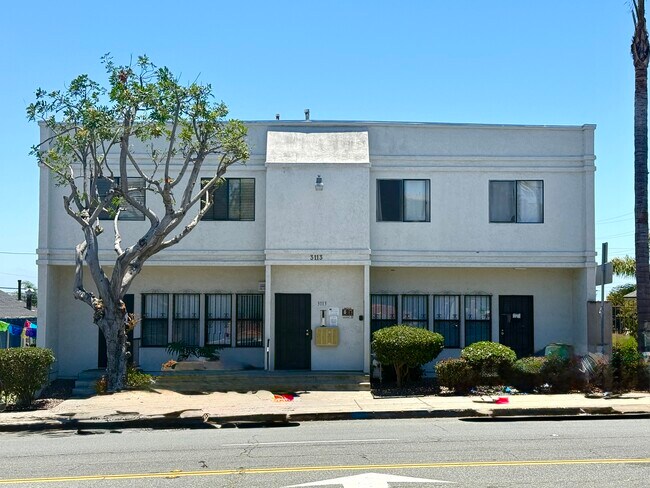 Plus de détails pour 3113 Market St, San Diego, CA - Local d'activités à louer