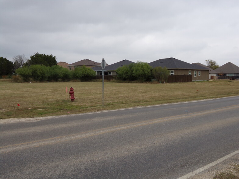 Terrain dans Selma, TX à vendre - Photo principale - Image 1 de 1