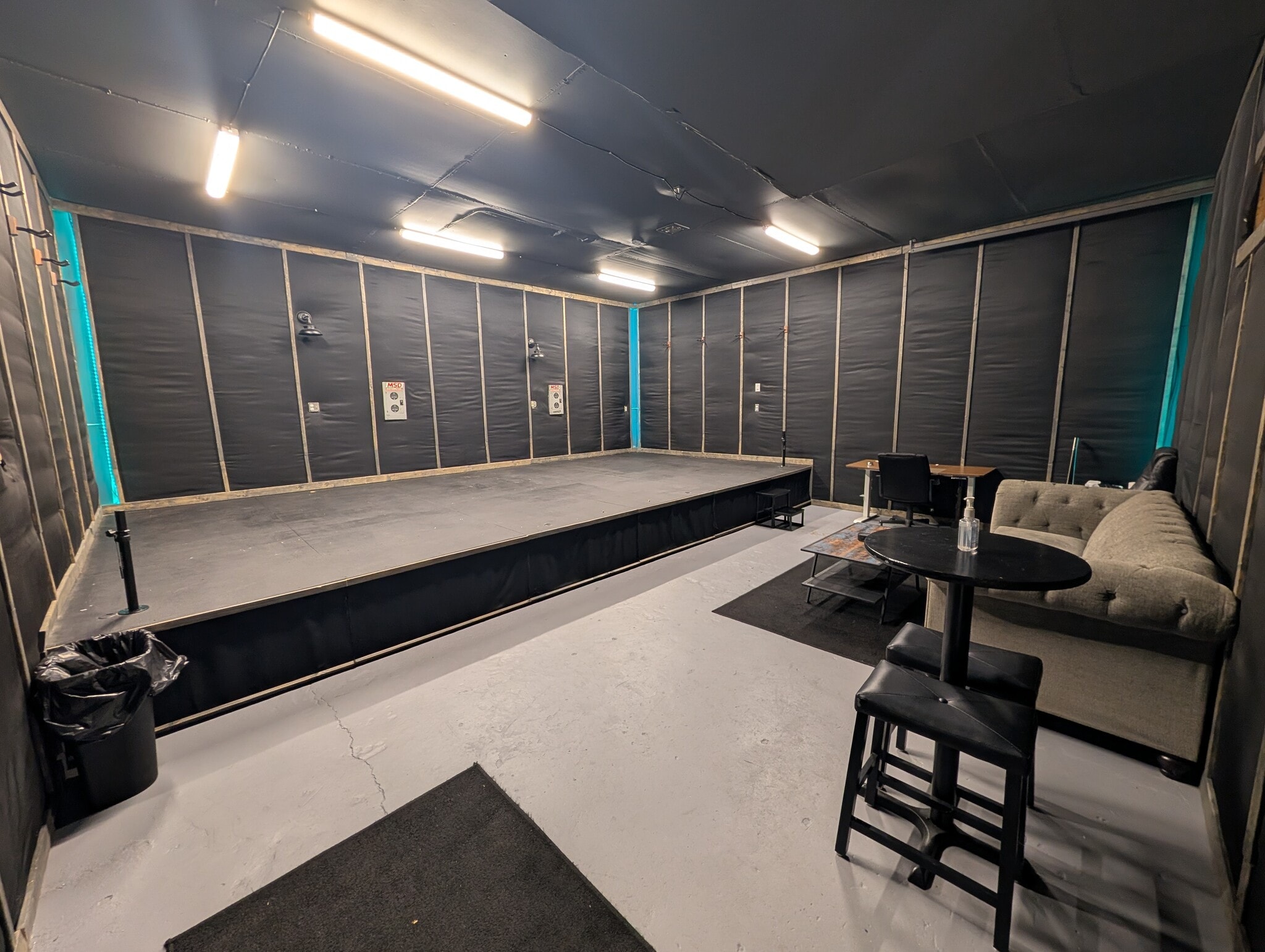 2157 Range Rd, Clearwater, FL à louer Photo intérieure- Image 1 de 4