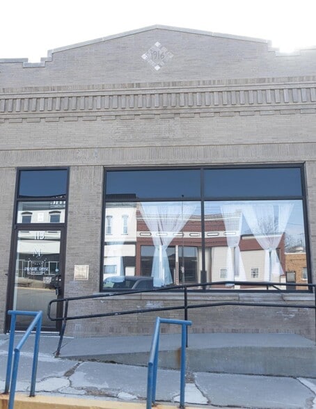 113 Broadway St, Carson, IA for sale - Primary Photo - Image 1 of 11